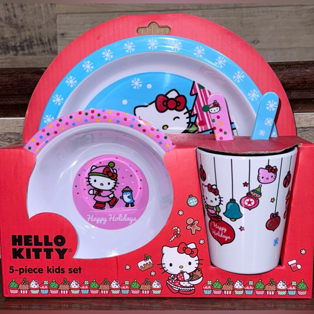 Super Cute 🥰 Christmas kids plate set  Hello Kitty 5 Piece Kids Set 100% M…